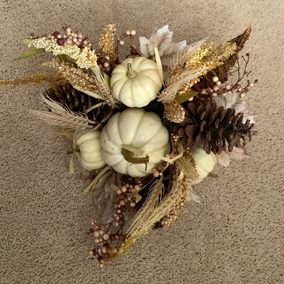 Pumpkin cornucopia neutral fall arrangement - Picture 5 of 6